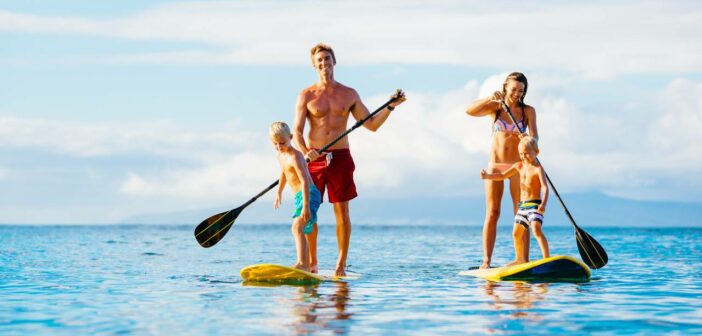Aktivurlaub genießen: fit und gesund auch im Urlaub ( Foto: Adobe Stock- EpicStockMedia)