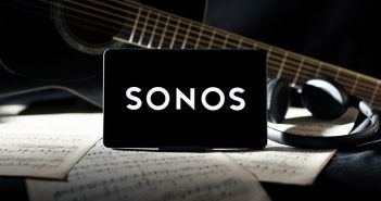 Bundesrichter hebt Urteil im Patentrechtsstreit zwischen Sonos und Google (Foto: AdobeStock - photo_gonzo 503549735)