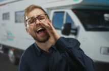 Mit der richtigen Brille auf Reisen: Was Wohnmobil-Fahrer wissen sollten (Foto:AdobeStock - Krakenimages.com - 1948031365)